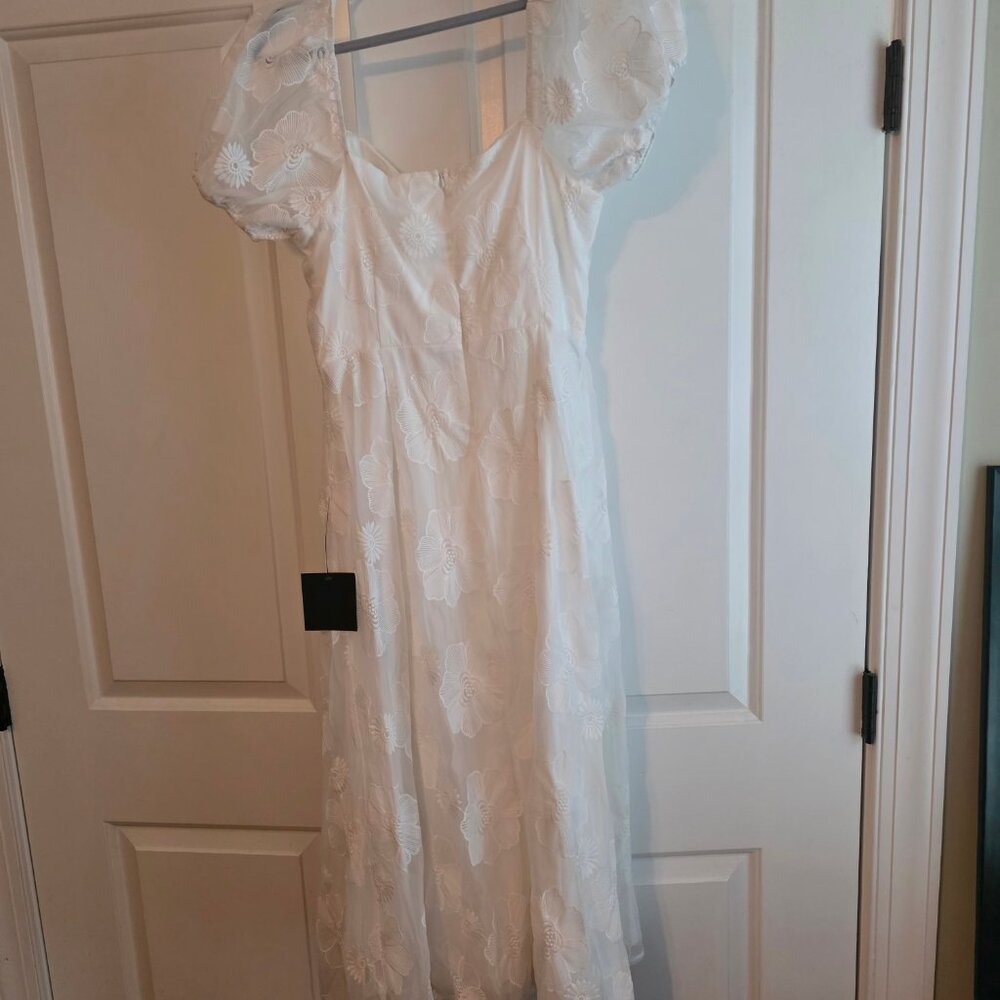 Stunning Sweetest Behavior White Embroidered Puff Sleeve Midi Dress - Picture 3 of 3